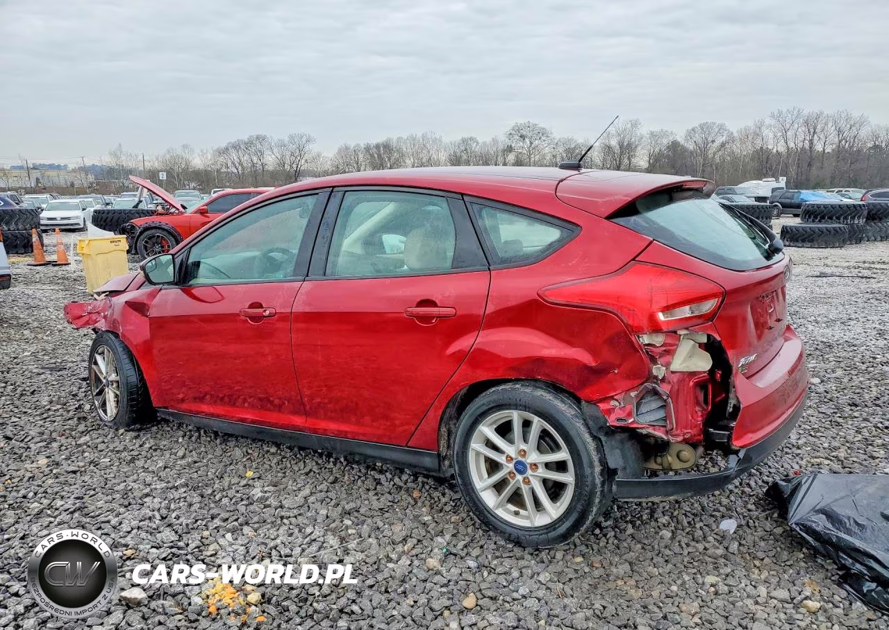 2017 Ford Focus Se VIN:1FADP3K22HL232368 - 2