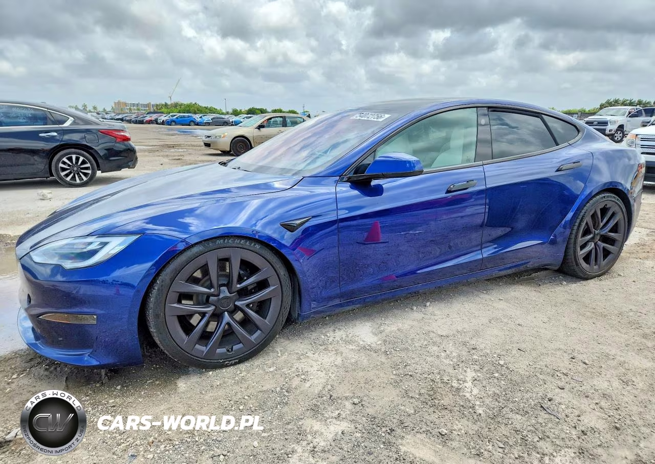 2021 Tesla Model S – zdjęcie 1 z 12