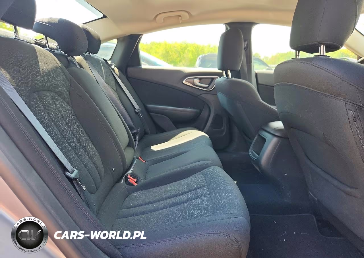 2016 Chrysler 200 Lx VIN:1C3CCCFB6GN183999 - 10