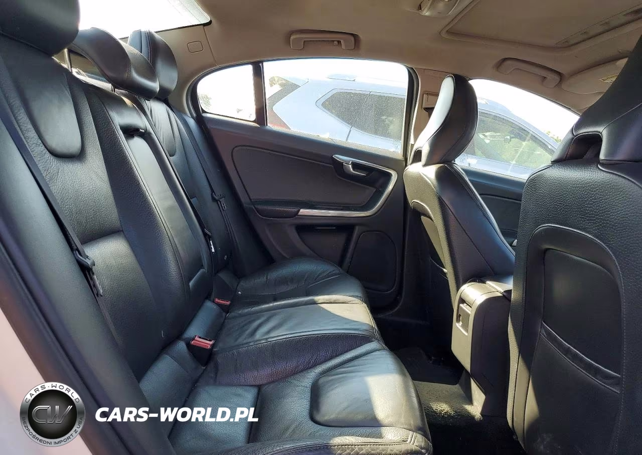 2013 Volvo S60 T5 VIN:YV1612FH1D2227265 - 10