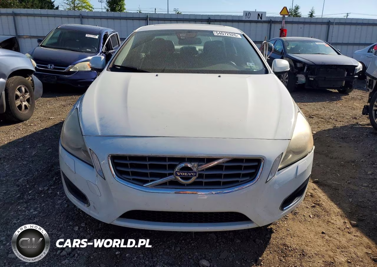 2013 Volvo S60 T5 VIN:YV1612FH1D2227265 - 5
