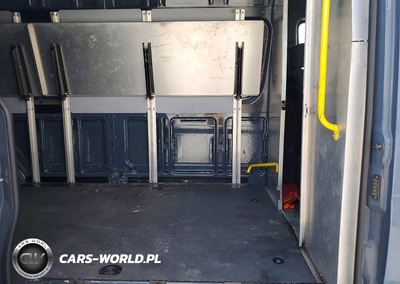 2019 Mercedes Benz Sprinter 2500 Delivery Van VIN:WD4PF1CD3KP151609 - 11