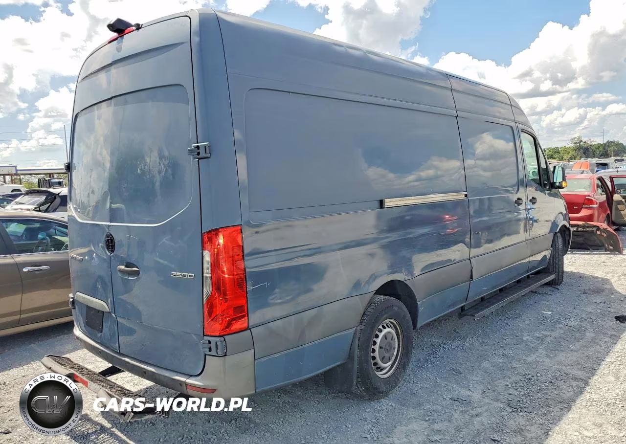 2019 Mercedes Benz Sprinter 2500 Delivery Van VIN:WD4PF1CD3KP151609 - 3