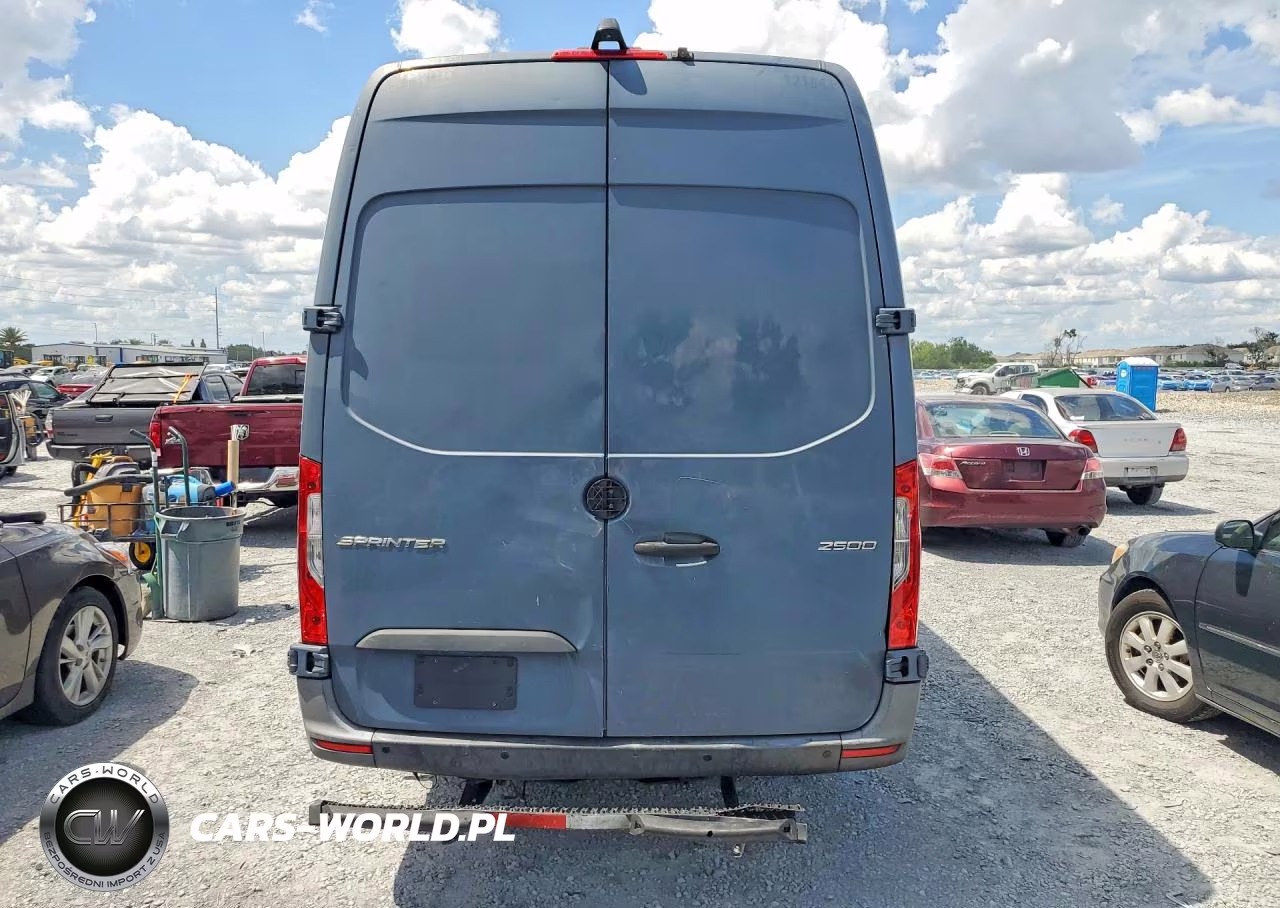 2019 Mercedes Benz Sprinter 2500 Delivery Van VIN:WD4PF1CD3KP151609 - 6