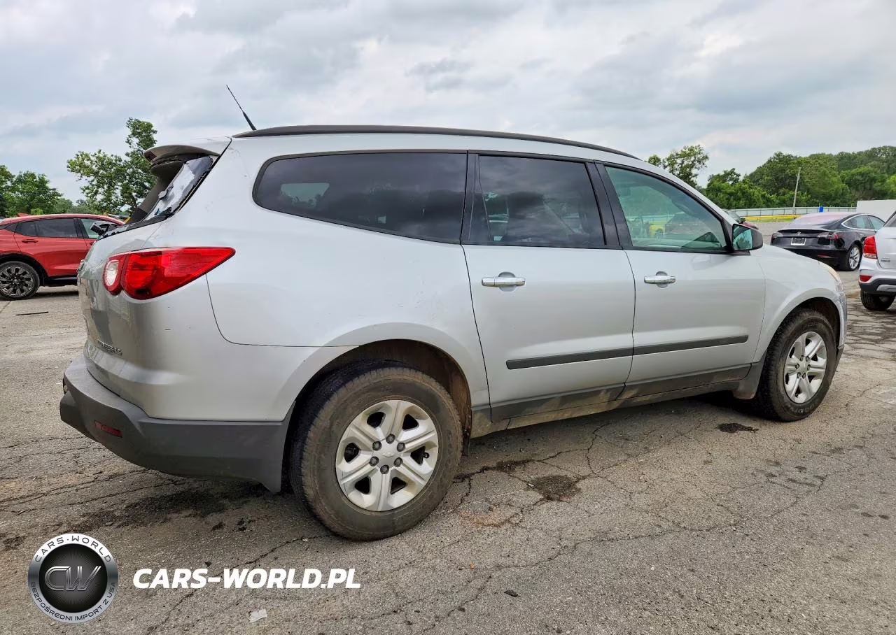 2012 Chevrolet Traverse Ls VIN:1GNKRFED2CJ375391 - 3