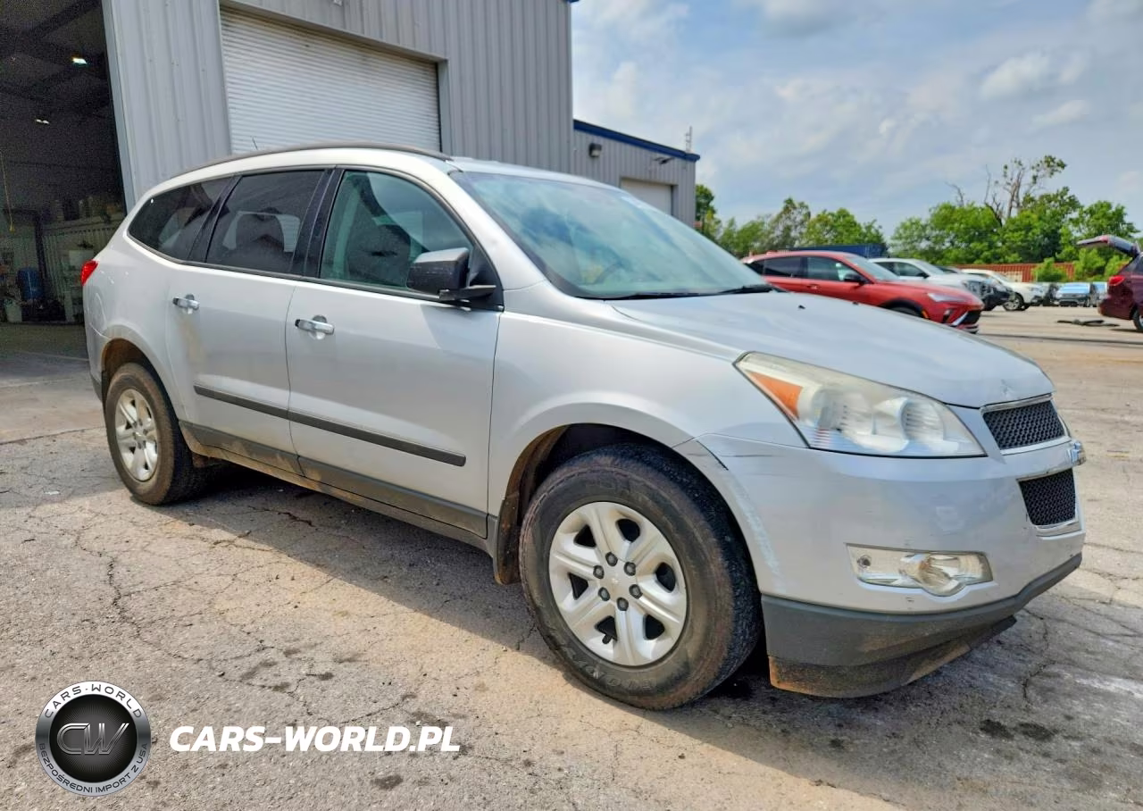 2012 Chevrolet Traverse Ls VIN:1GNKRFED2CJ375391 - 4