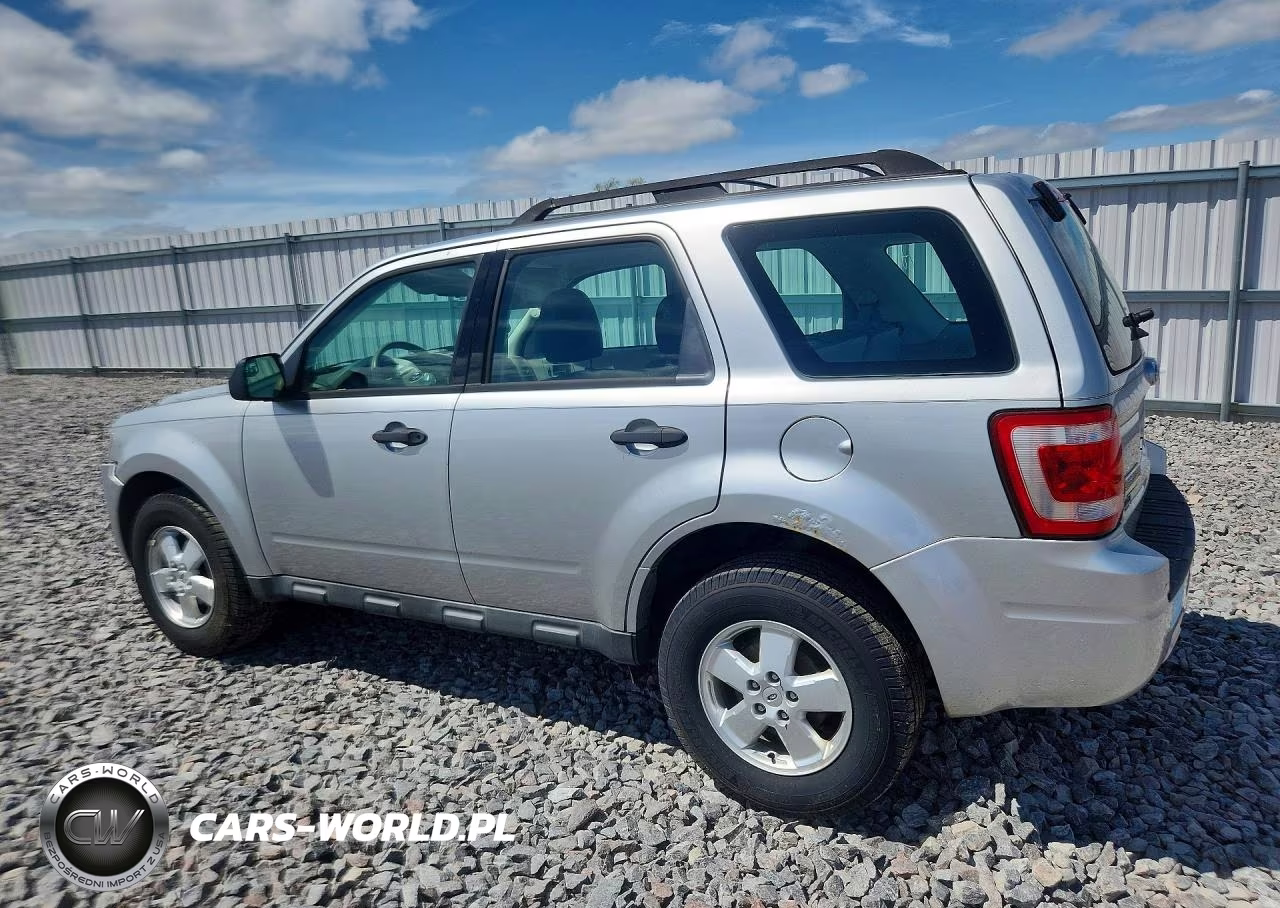 2011 Ford Escape Xls VIN:1FMCU0C72BKC40440 - 2