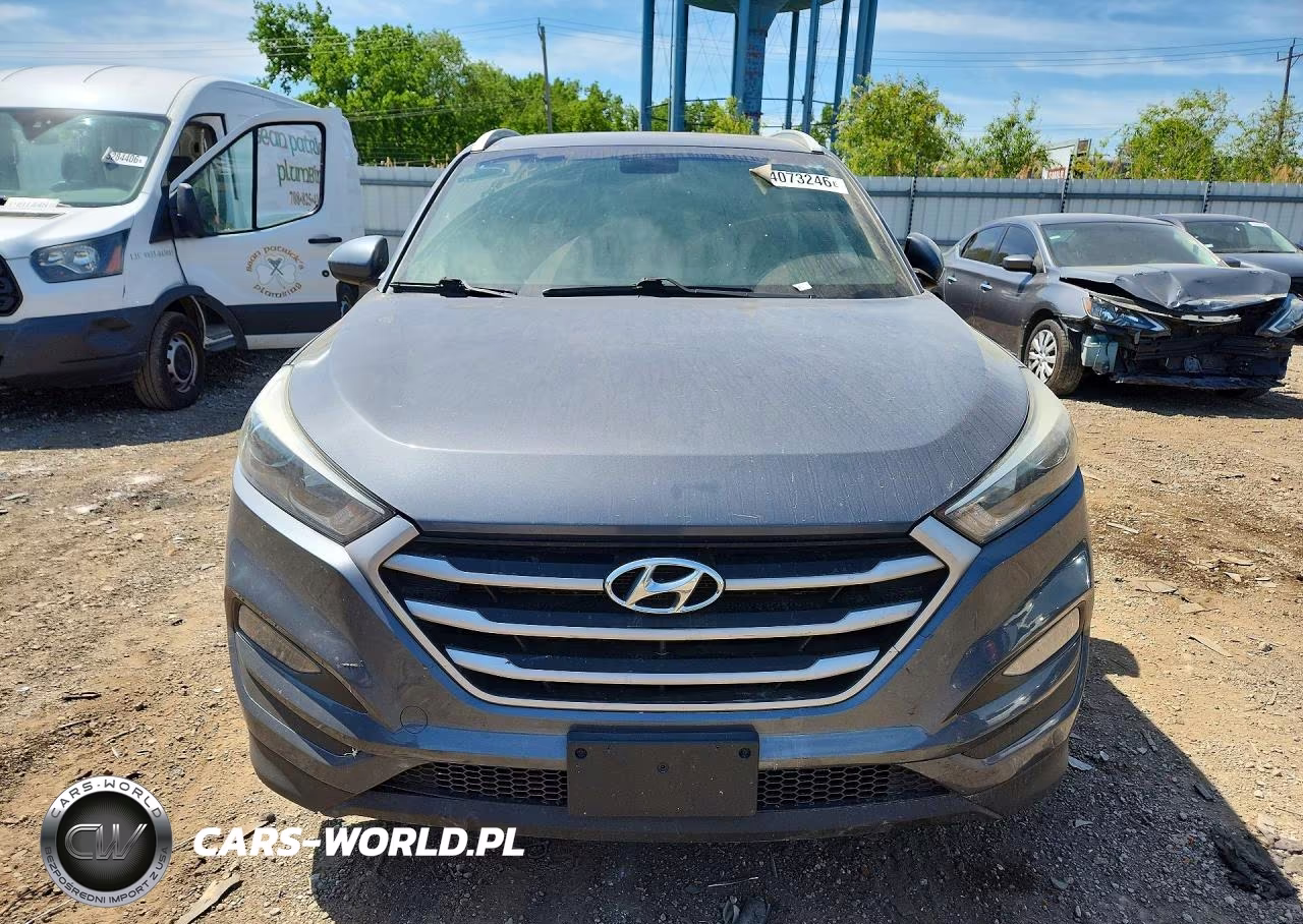 2017 Hyundai Tucson Se VIN:KM8J33A41HU596234 - 5