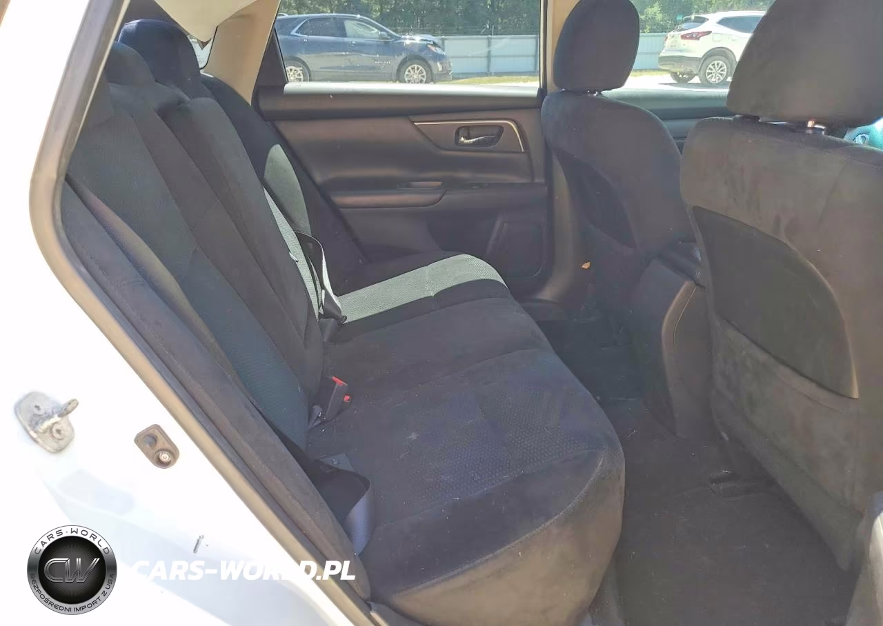 2015 Nissan Altima 2.5 S VIN:1N4AL3AP8FC583858 - 10