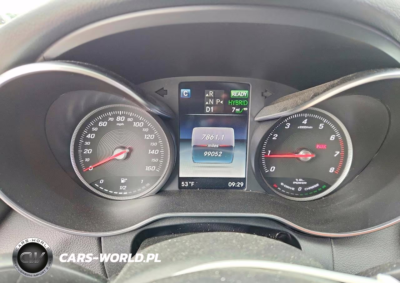 2017 Mercedes-Benz C 350E VIN:55SWF4HB8HU224036 - 9