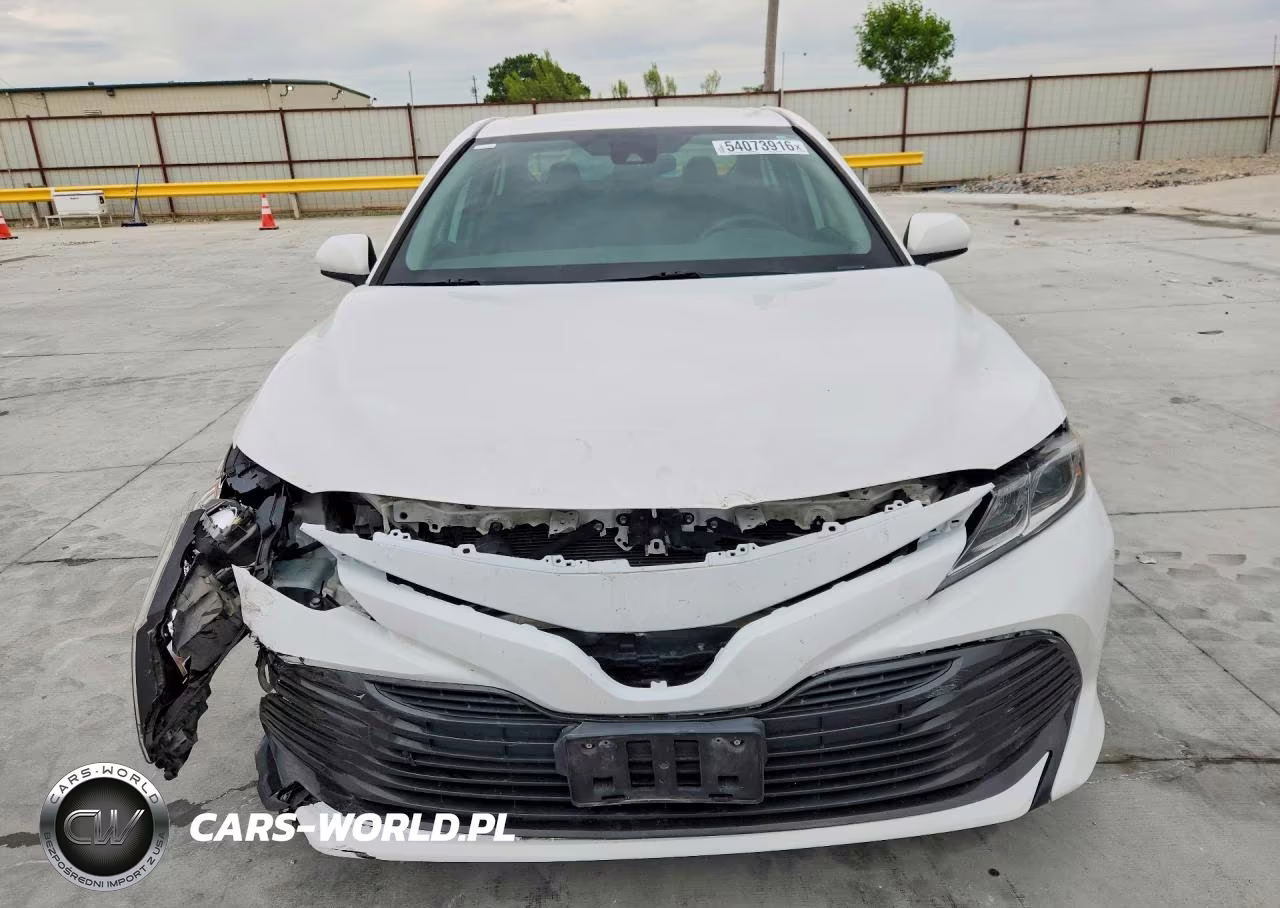 2019 Toyota Camry Le VIN:4T1B11HK7KU203279 - 5