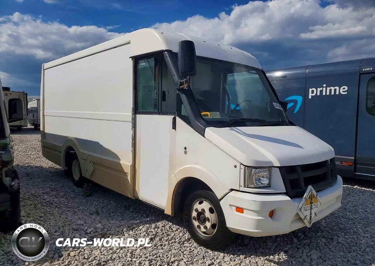 2017 Isuzu Reach Delivery Van VIN:JALB4T173H7W01009 - 4