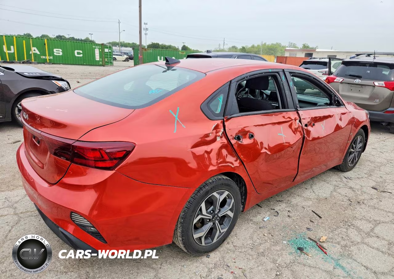 2023 Kia Forte Lxs VIN:3KPF24AD0PE509147 - 3