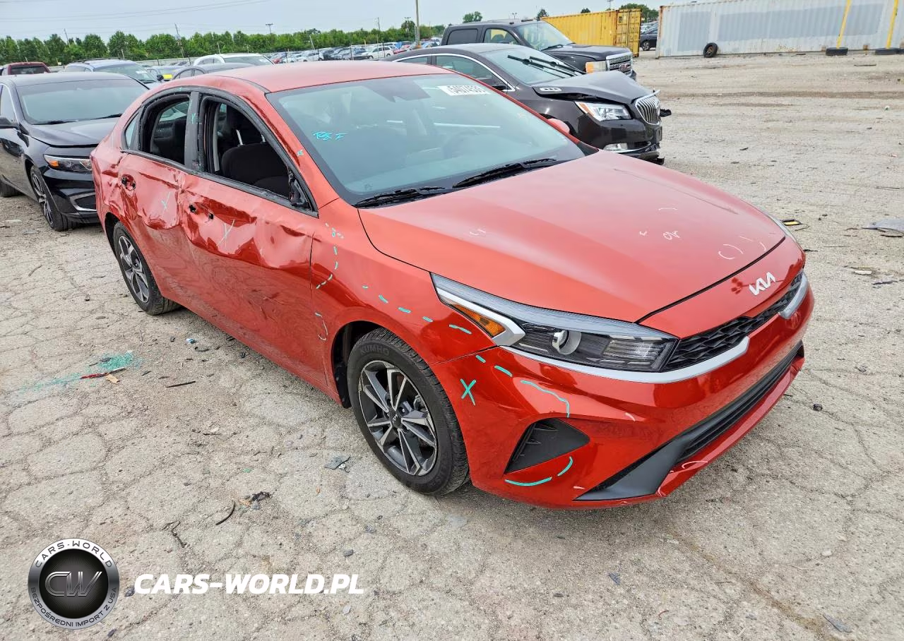 2023 Kia Forte Lxs VIN:3KPF24AD0PE509147 - 4