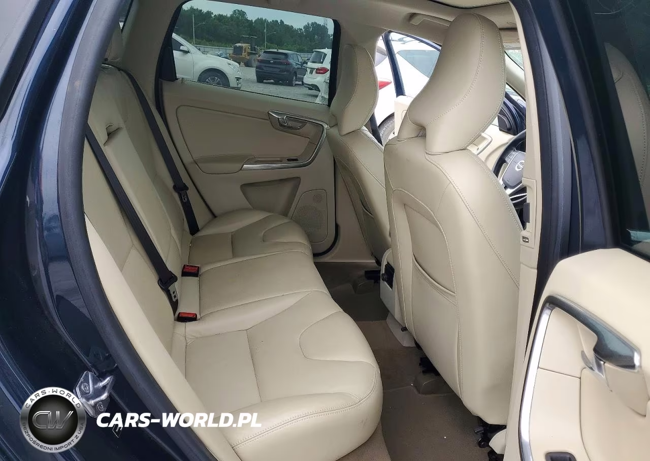 2015 Volvo Xc60 T5 Premier+ VIN:YV440MDC5F2619670 - 11