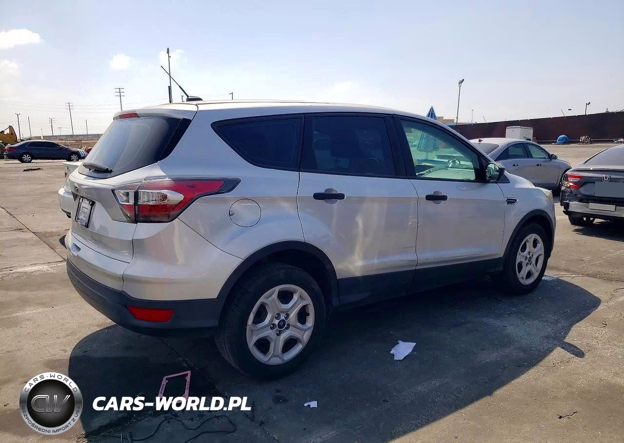 2017 Ford Escape S VIN:1FMCU0F77HUB44862 - 3