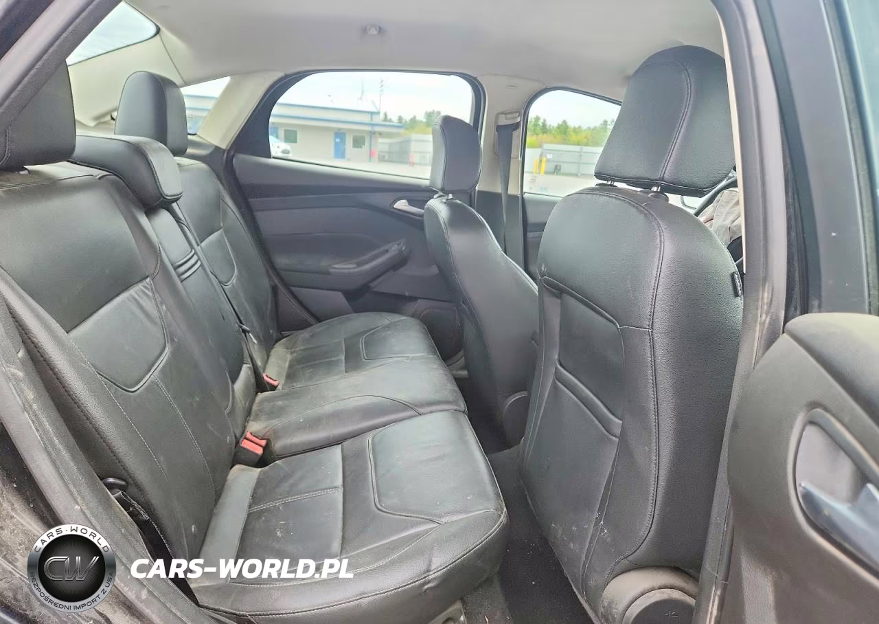 2016 Ford Focus Se VIN:1FADP3F28GL232111 - 10