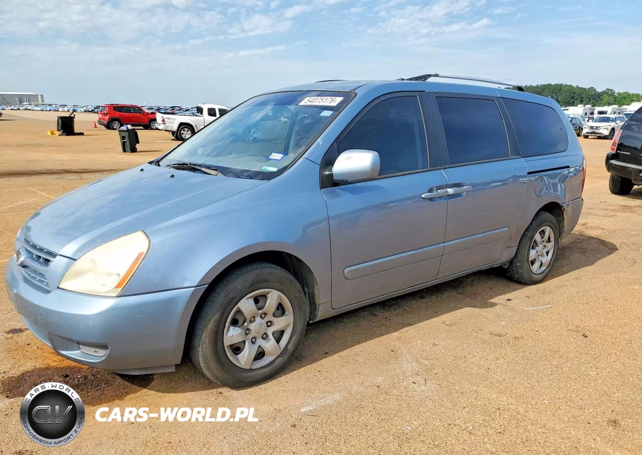 2010 Kia Sedona Lx