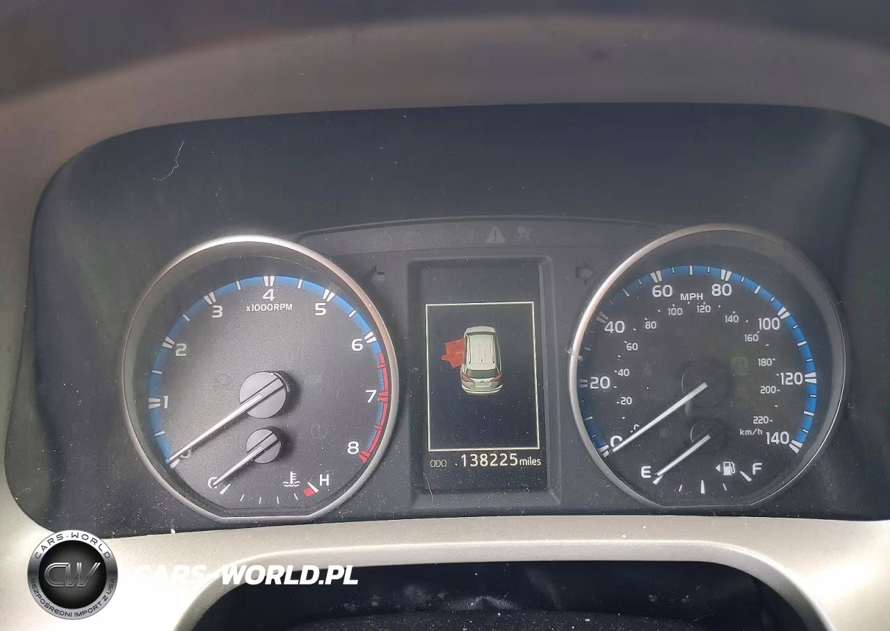 2018 Toyota Rav4 Le VIN:2T3ZFREV2JW495121 - 9