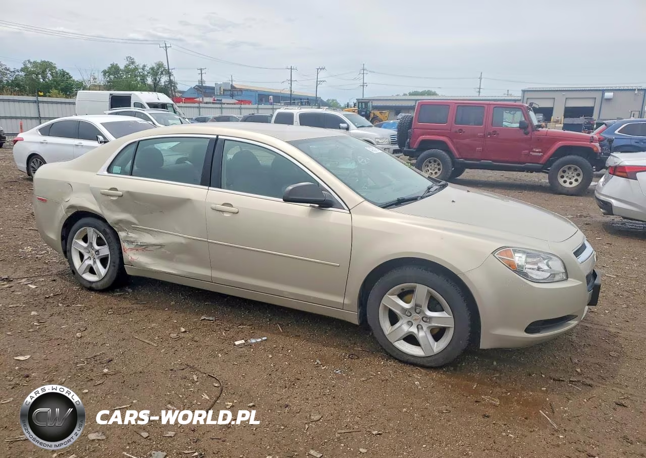 2011 Chevrolet Malibu Ls VIN:1G1ZB5E10BF168939 - 4