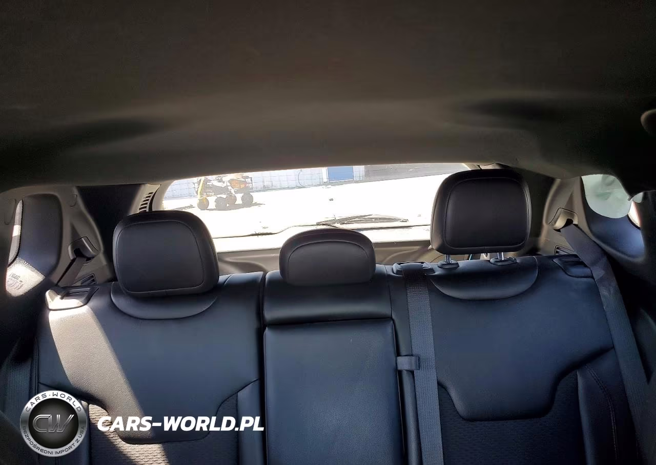 2022 Jeep Compass Latitude VIN:3C4NJCBB5NT198362 - 10
