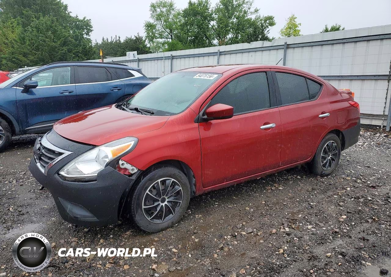 2018 Nissan Versa Sv