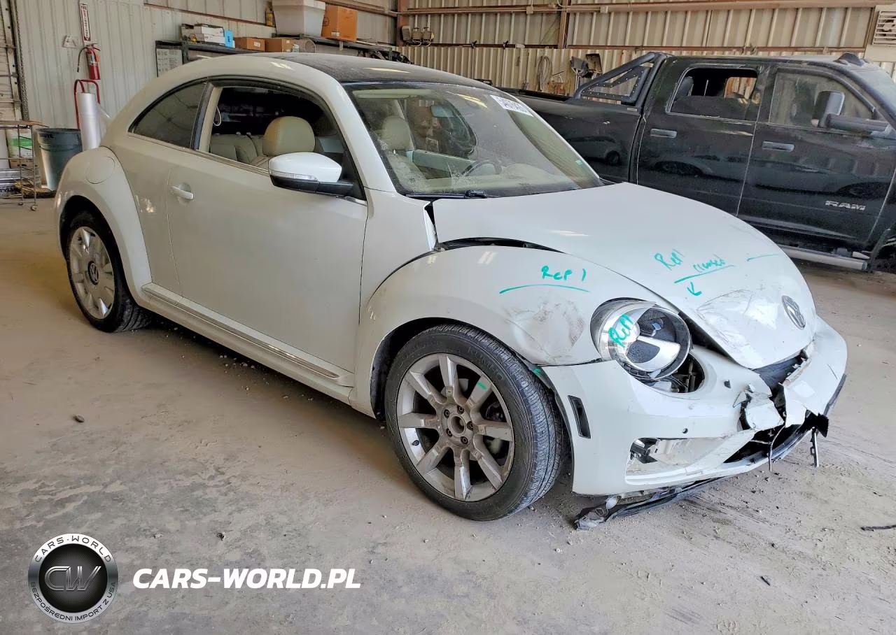 2019 Volkswagen Beetle Se VIN:3VWJD7AT4KM708209 - 4