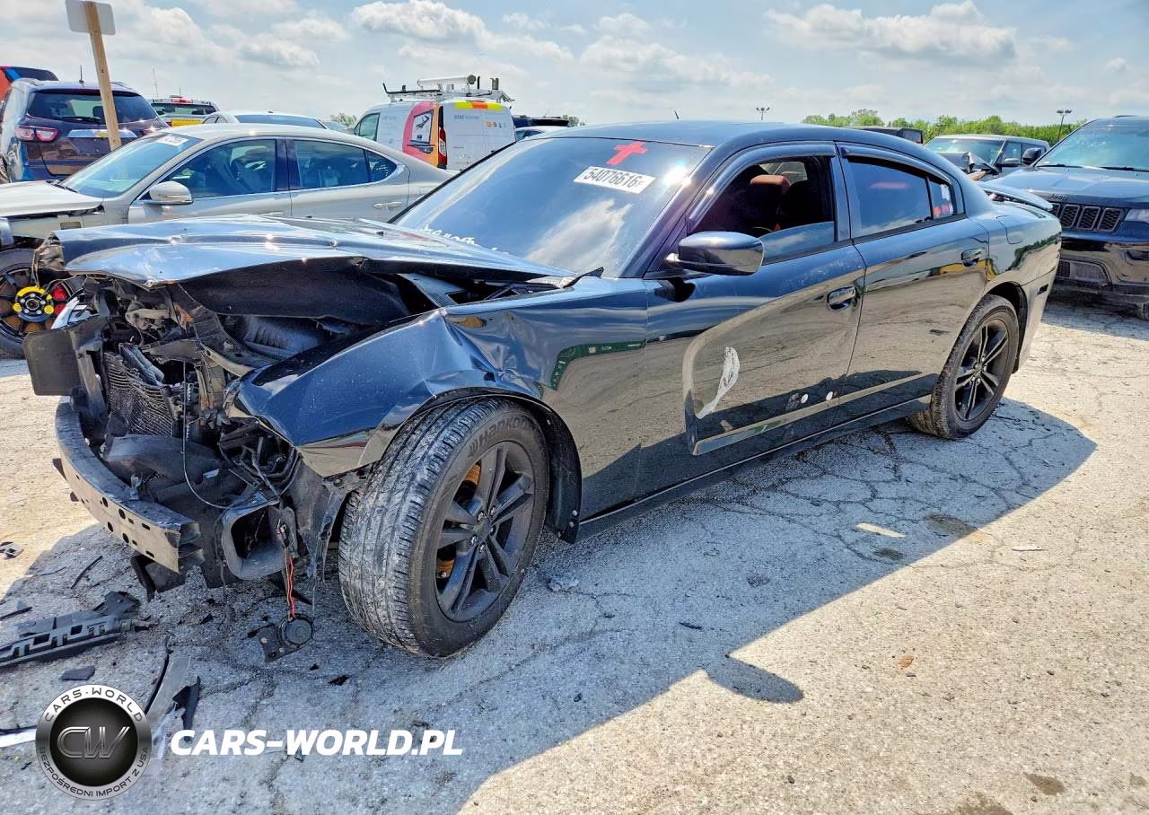 2014 Dodge Charger R – zdjęcie 1 z 12