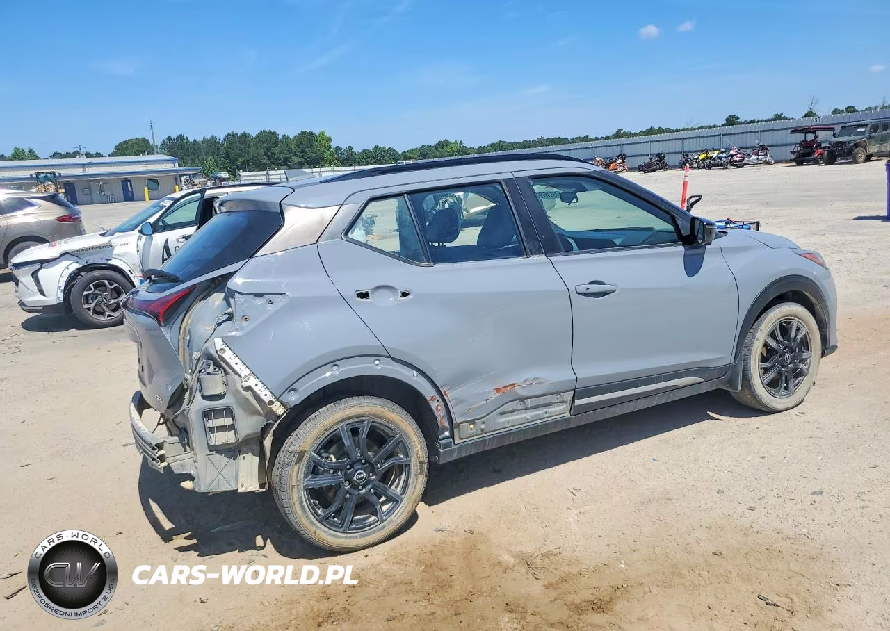 2024 Nissan Kicks Sr VIN:3N1CP5DV1RL477647 - 3