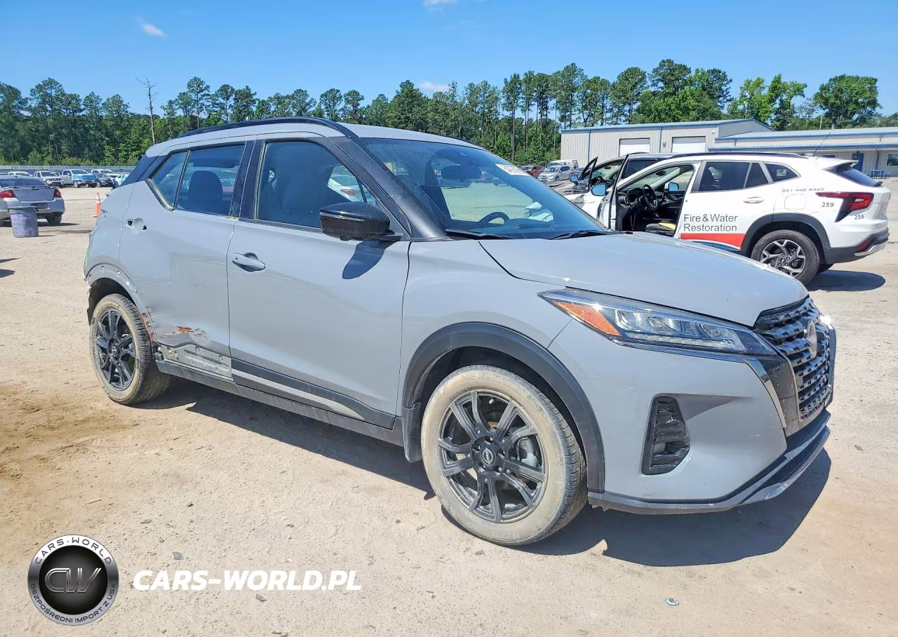 2024 Nissan Kicks Sr VIN:3N1CP5DV1RL477647 - 4
