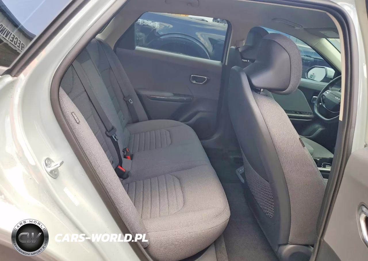 2025 Kia K4 Ex VIN:3KPFU4DE5SE015633 - 10