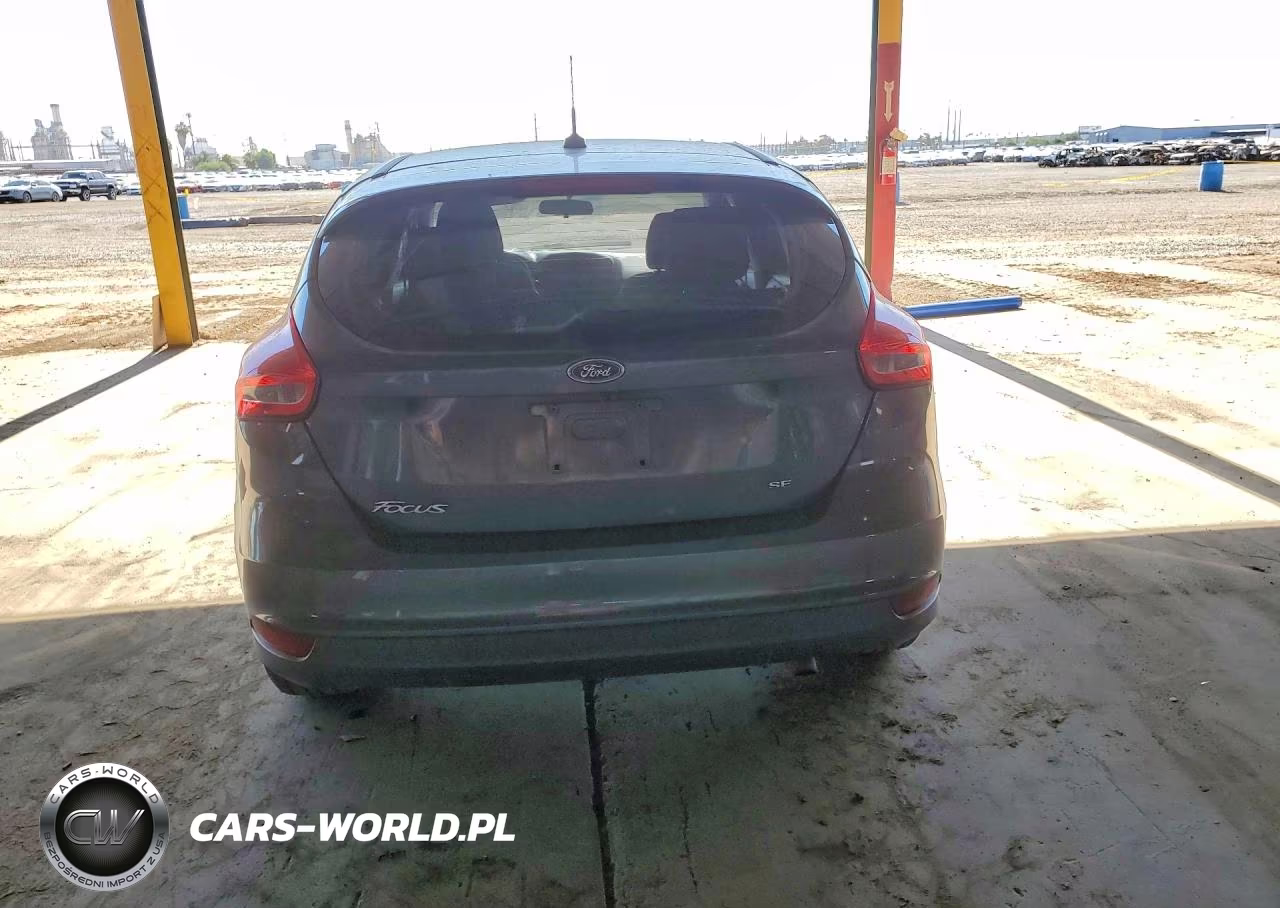 2017 Ford Focus Se VIN:1FADP3K25HL232560 - 6