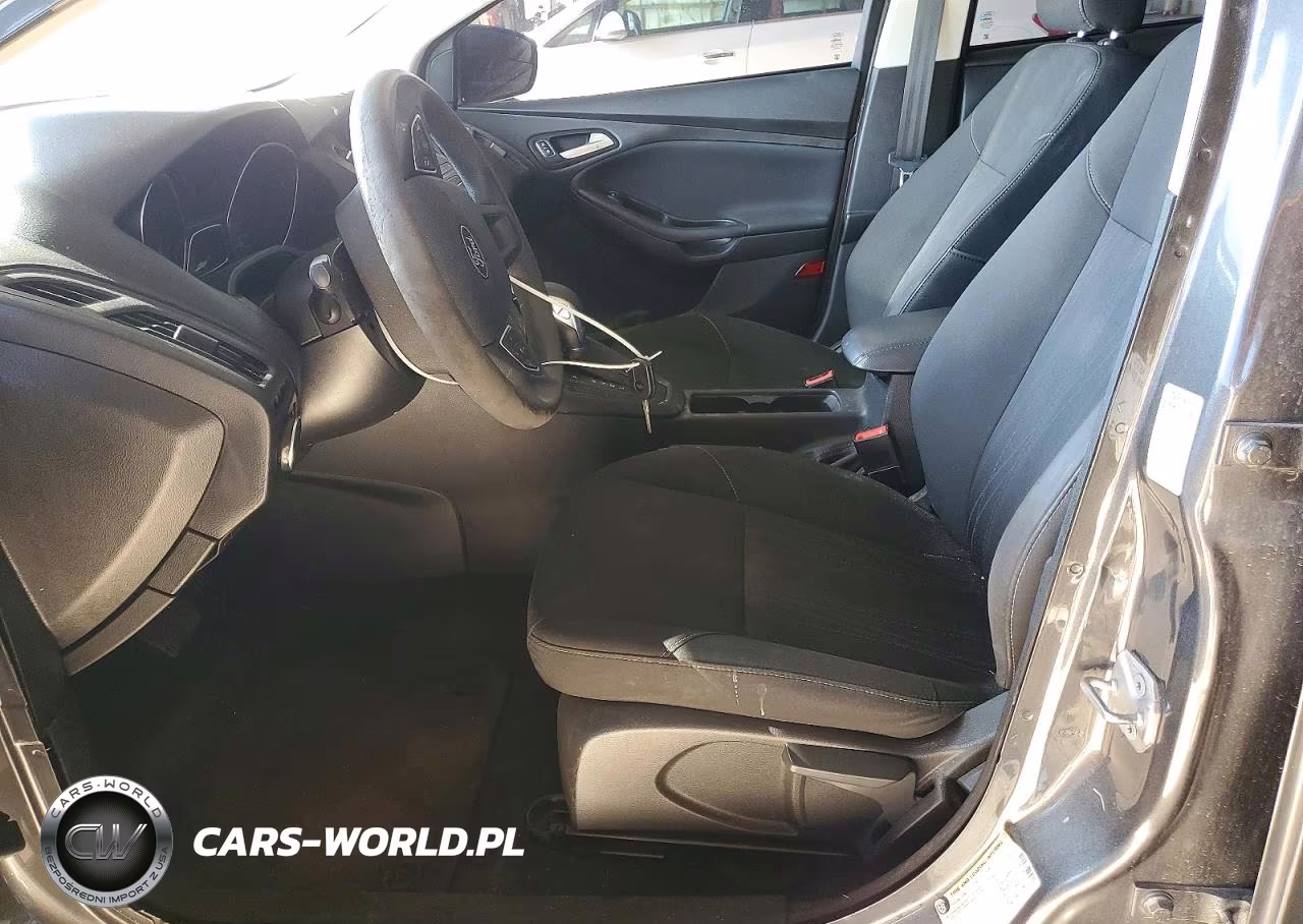 2017 Ford Focus Se VIN:1FADP3K25HL232560 - 7