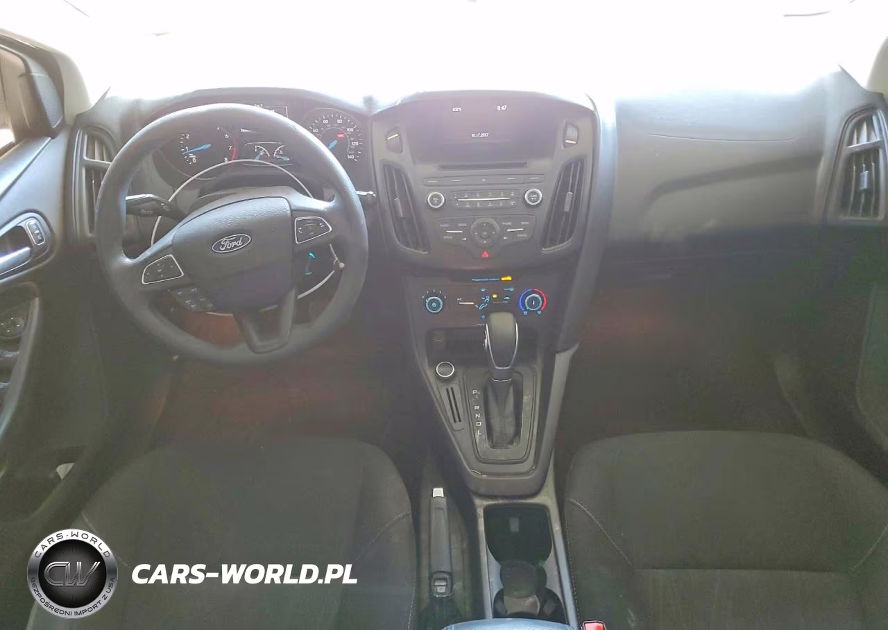 2017 Ford Focus Se VIN:1FADP3K25HL232560 - 8