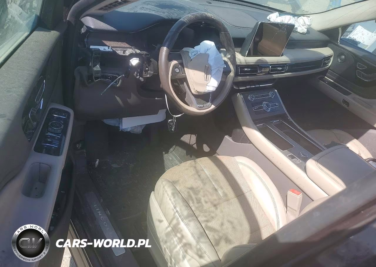 2020 Lincoln Aviator Reserve VIN:5LM5J7XC3LGL06786 - 8