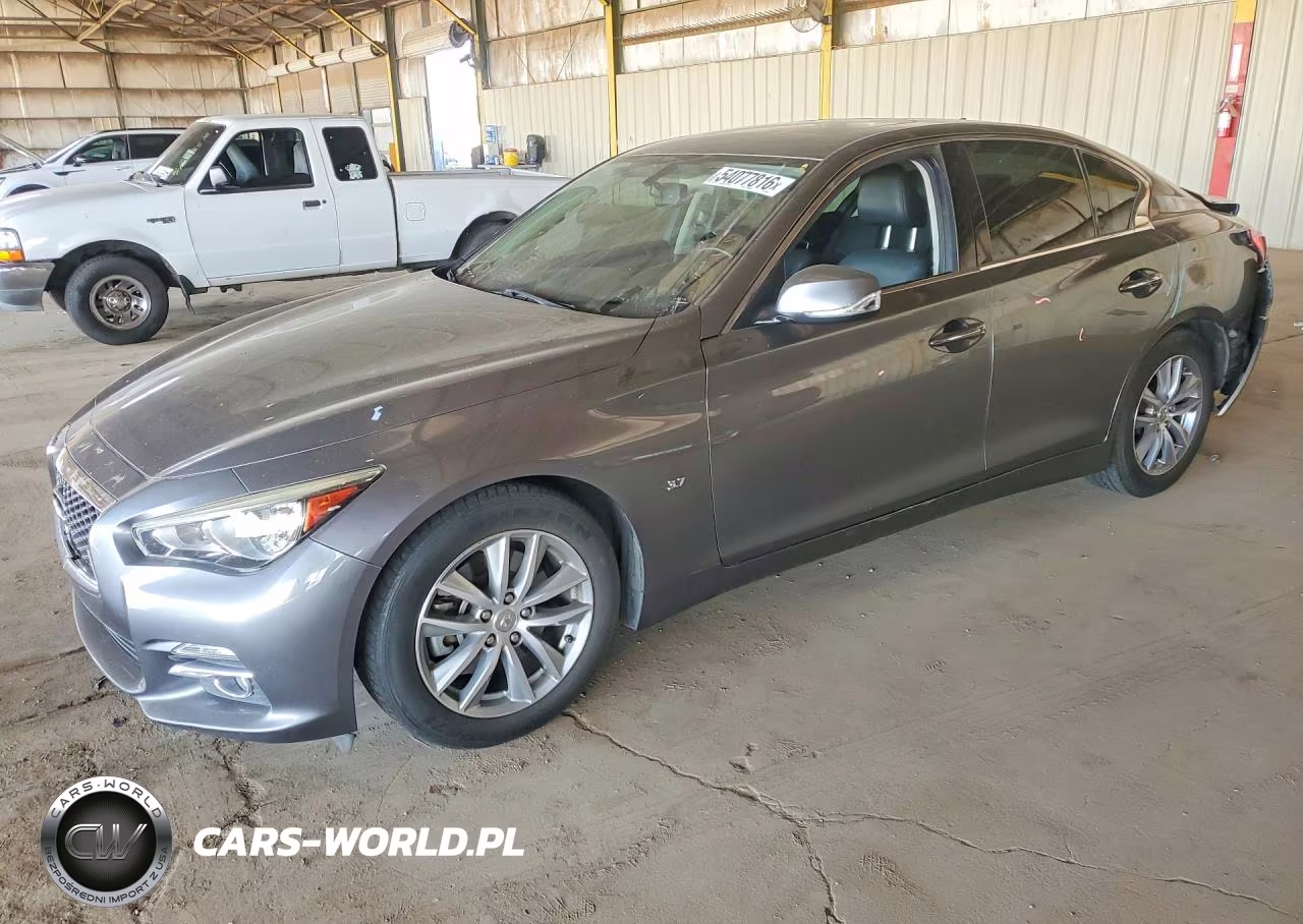 2015 Infiniti Q50 Premium