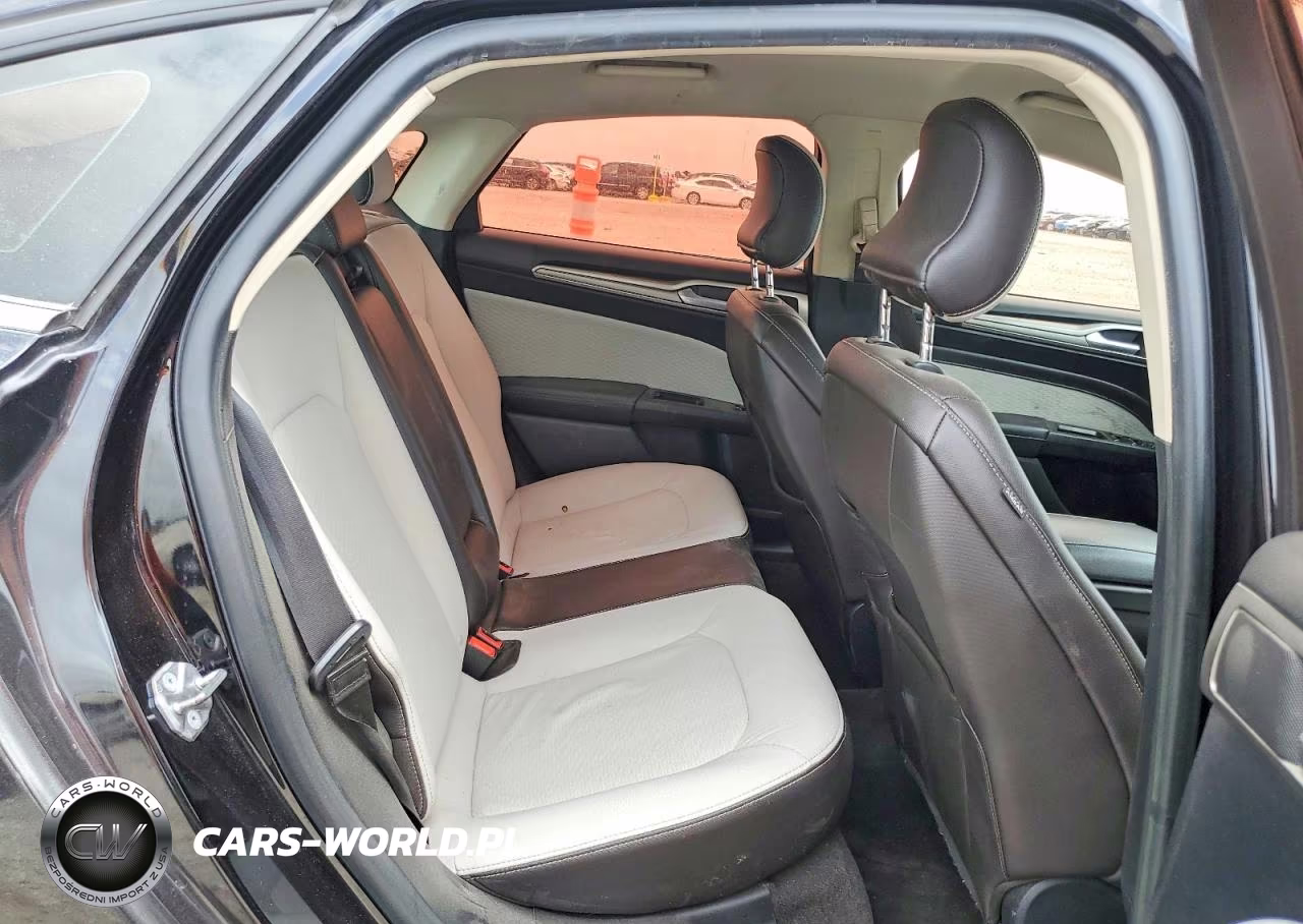 2019 Ford Fusion Se VIN:3FA6P0HD1KR198285 - 10