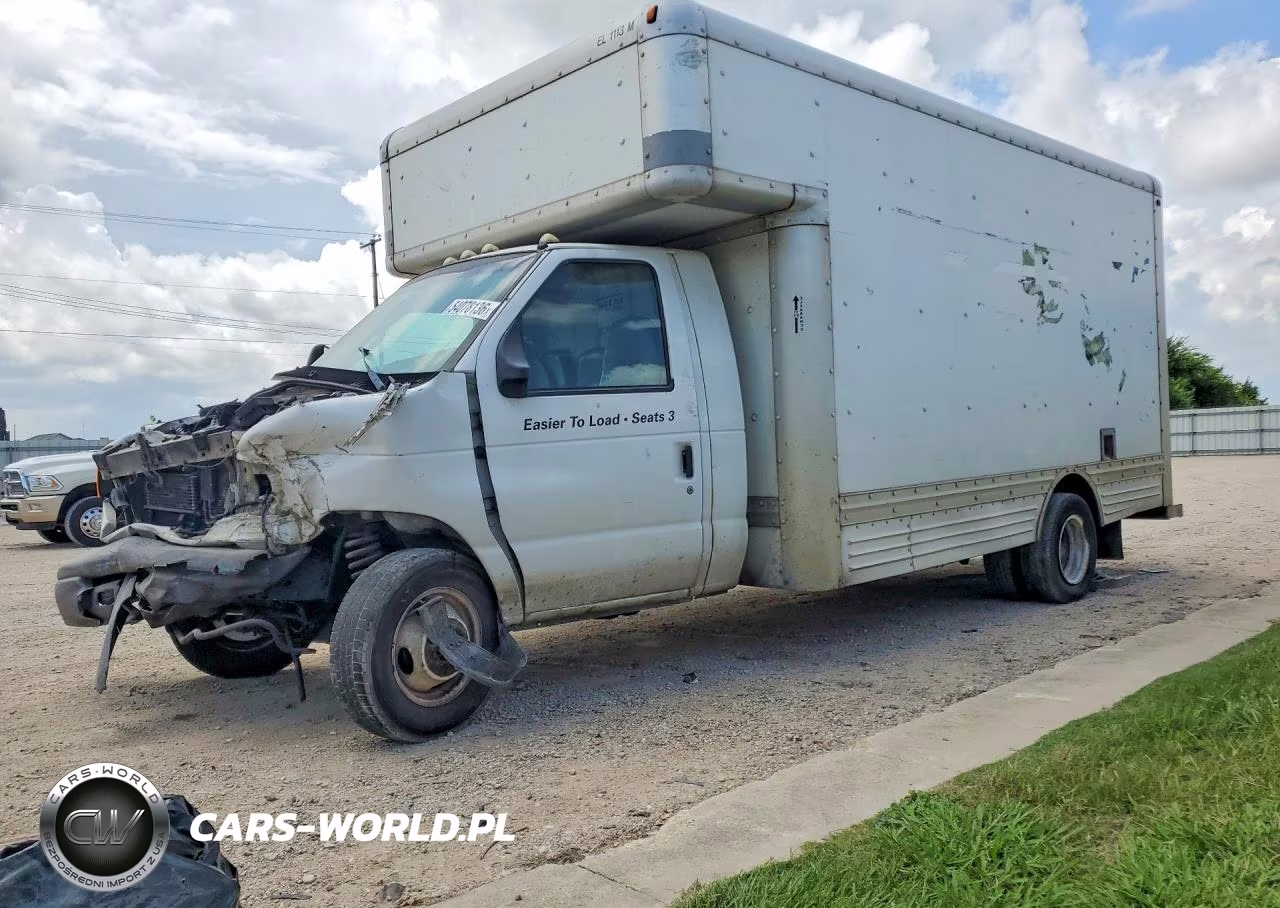 2007 Ford Econoline E450 Super Duty Cutaway Van