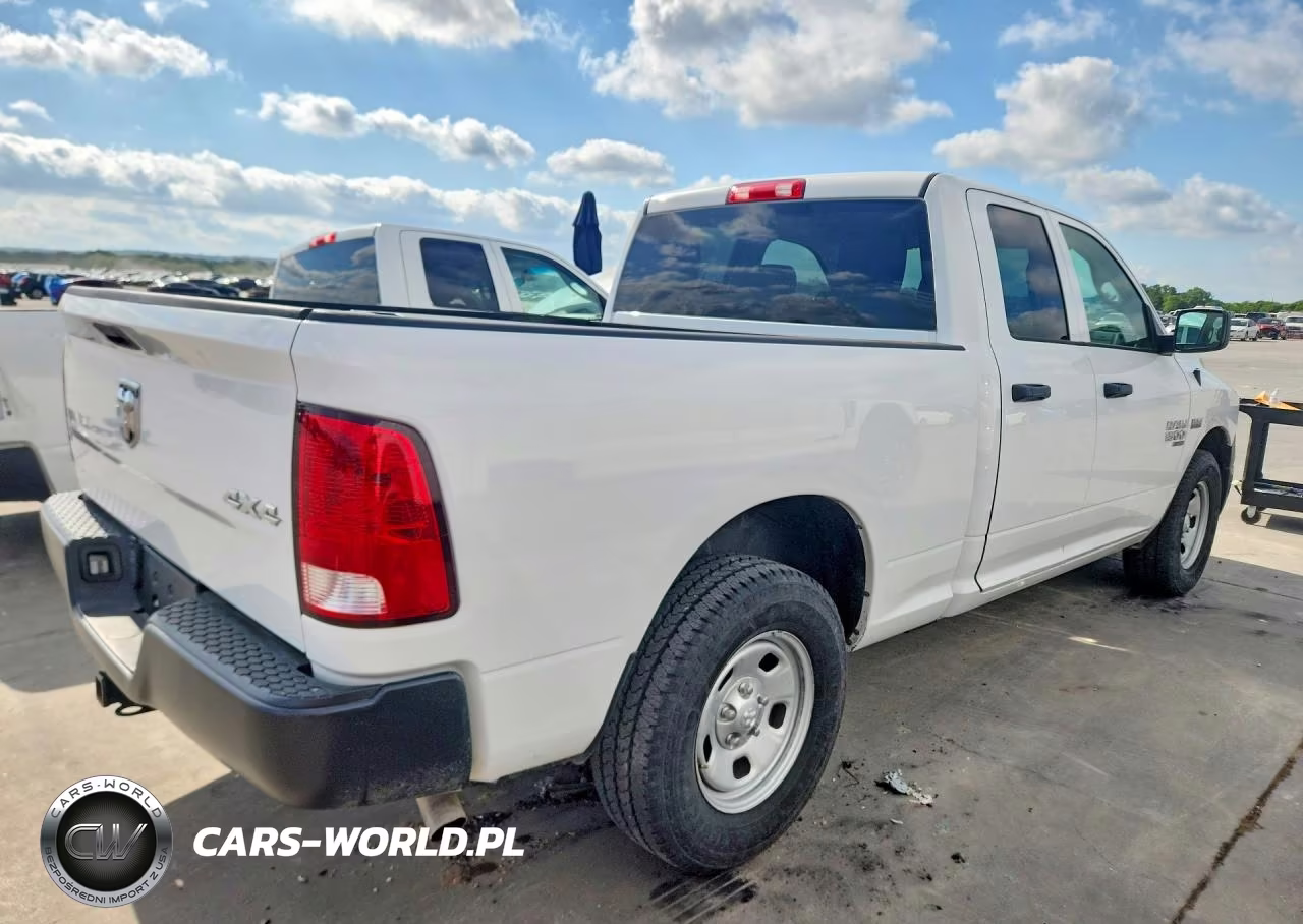 2020 Ram 1500 Classic Tradesman VIN:1C6RR7FT5LS159359 - 3