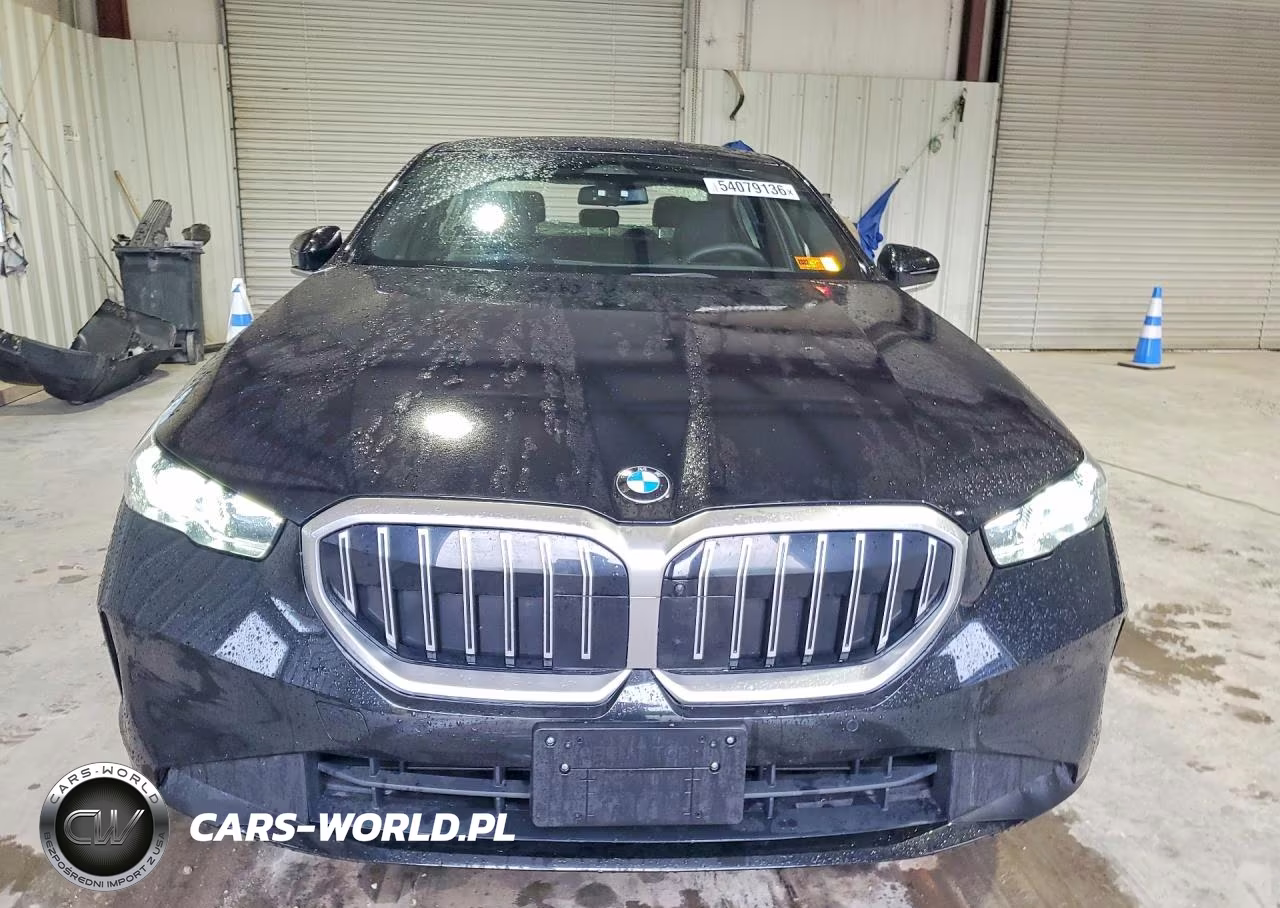 2025 BMW 530 Xi VIN:WBA53FJ01SCT20361 - 5