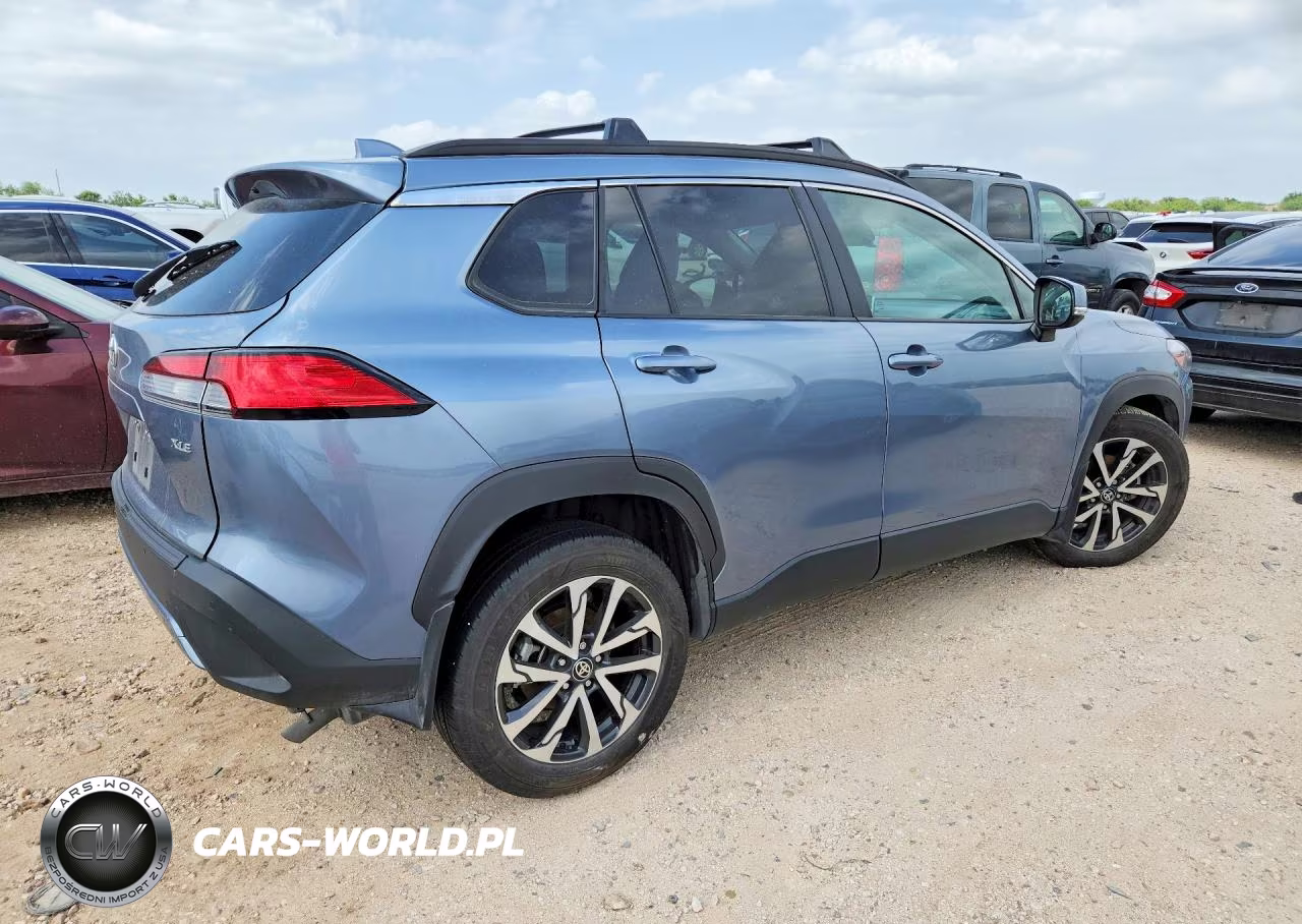 2024 Toyota Corolla Cross Xle VIN:7MUDAAAG4RV089622 - 3