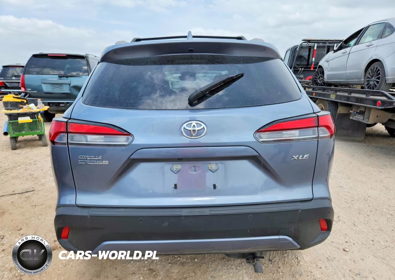 2024 Toyota Corolla Cross Xle VIN:7MUDAAAG4RV089622 - 6