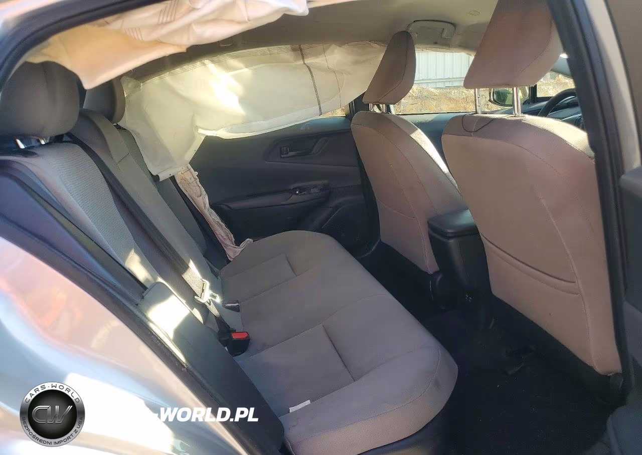 2024 Toyota Prius Le VIN:JTDACAAU6R3045524 - 10