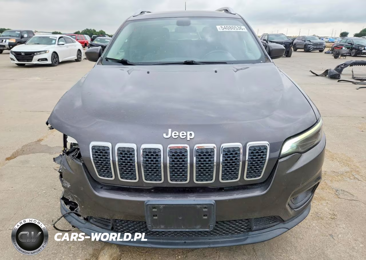 2019 Jeep Cherokee Latitude Plus VIN:1C4PJLLB9KD196980 - 5