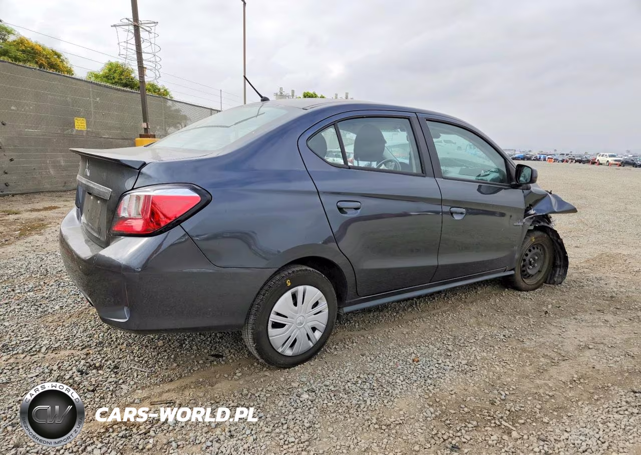 2024 Mitsubishi Mirage G4 Es VIN:ML32FUFJ0RHF05832 - 3
