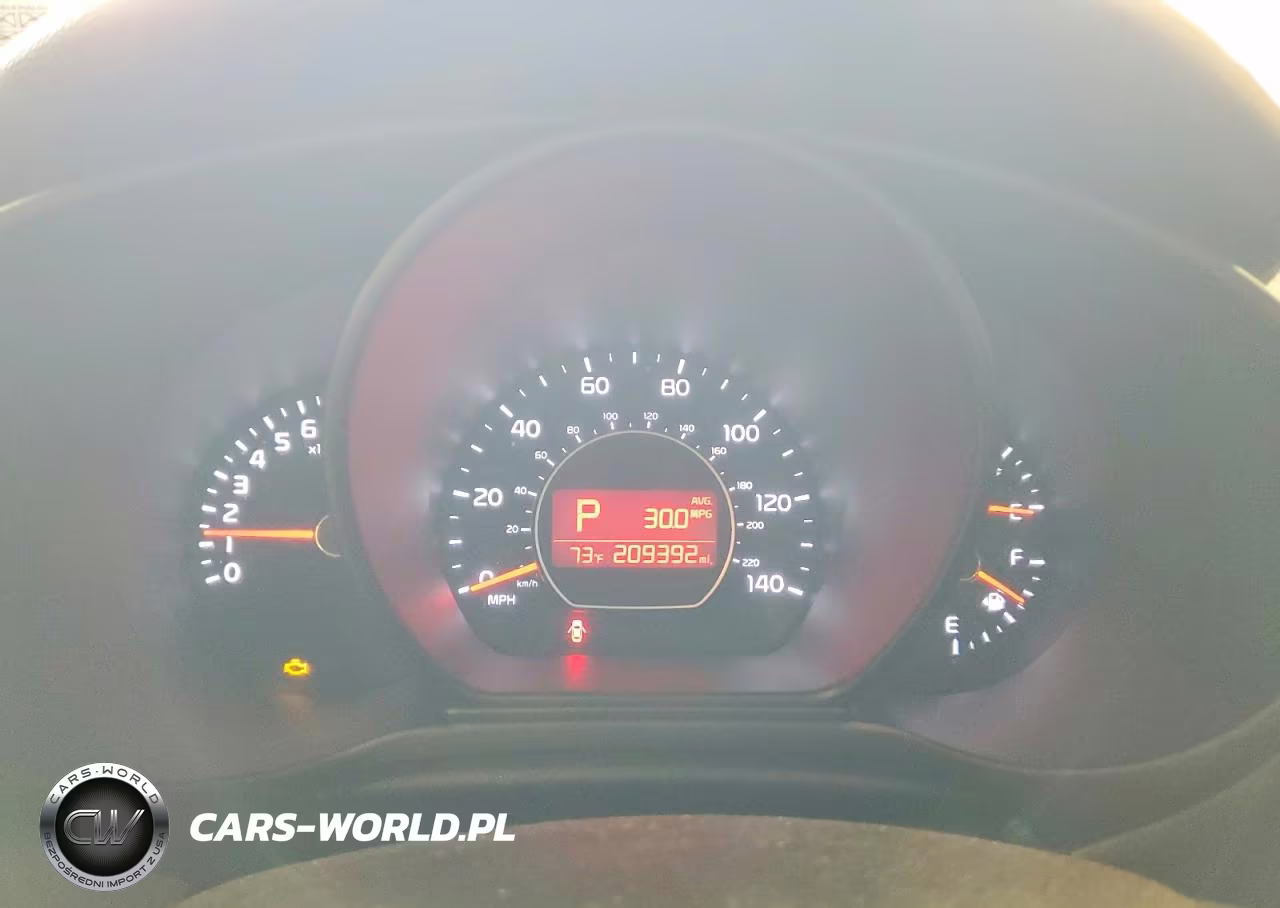 2016 Kia Soul Base VIN:KNDJN2A26G7251320 - 9