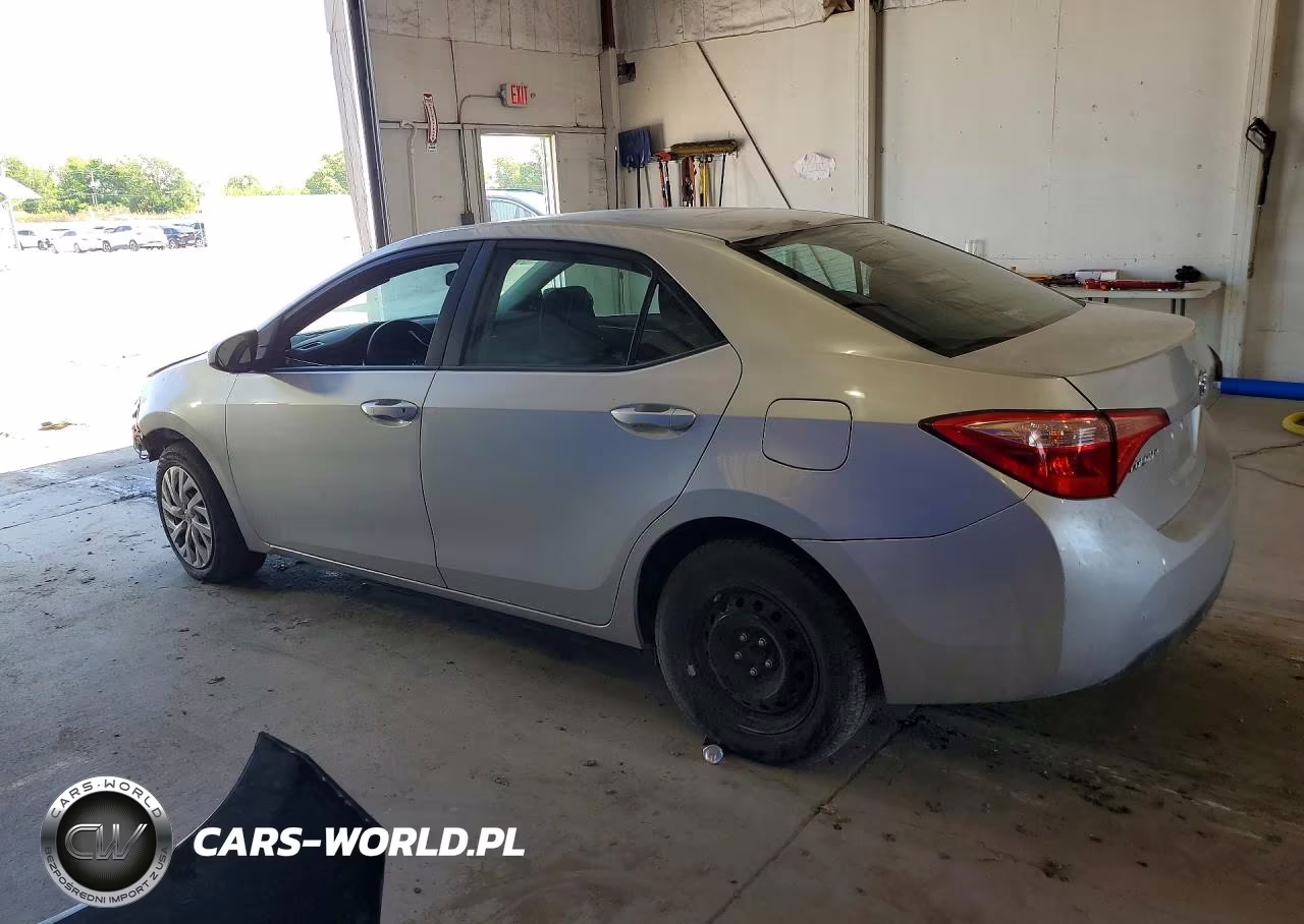 2019 Toyota Corolla Le VIN:5YFBURHEXKP871207 - 2