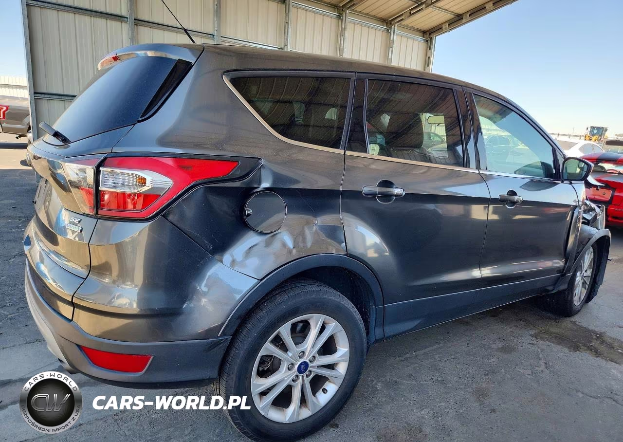 2017 Ford Escape Se VIN:1FMCU0GD2HUA54636 - 3