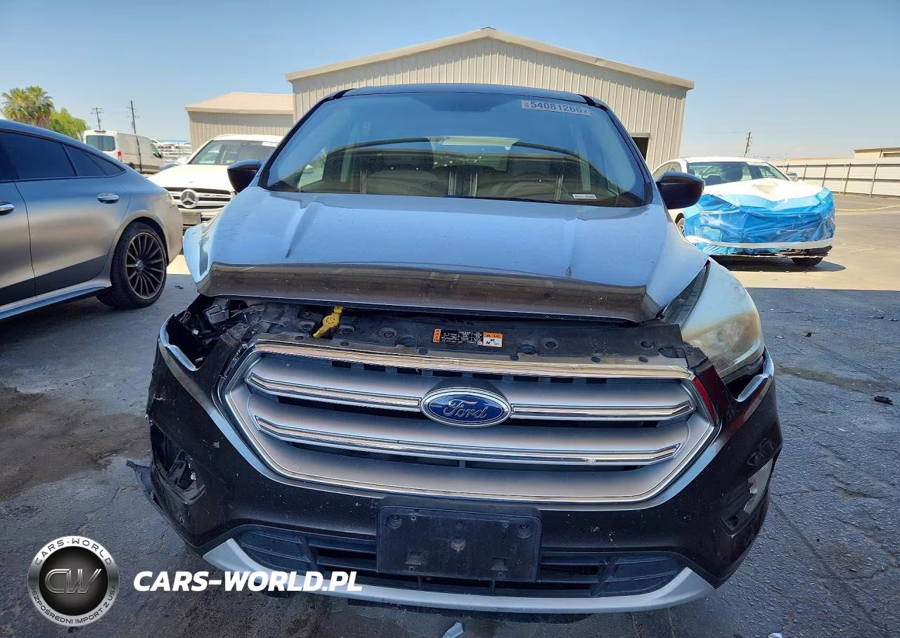 2017 Ford Escape Se VIN:1FMCU0GD2HUA54636 - 5