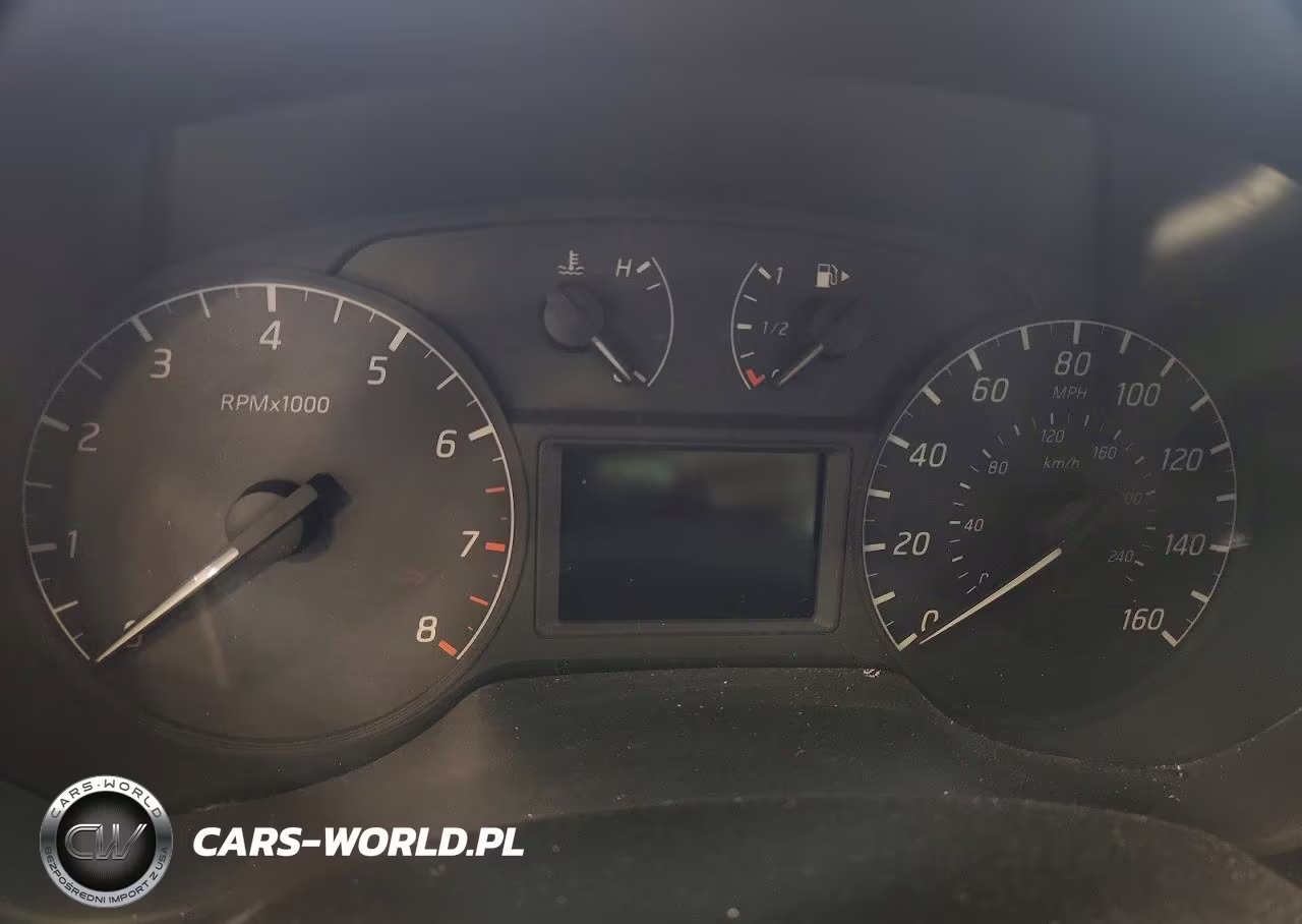 2015 Nissan Sentra S VIN:3N1AB7AP8FY341070 - 9